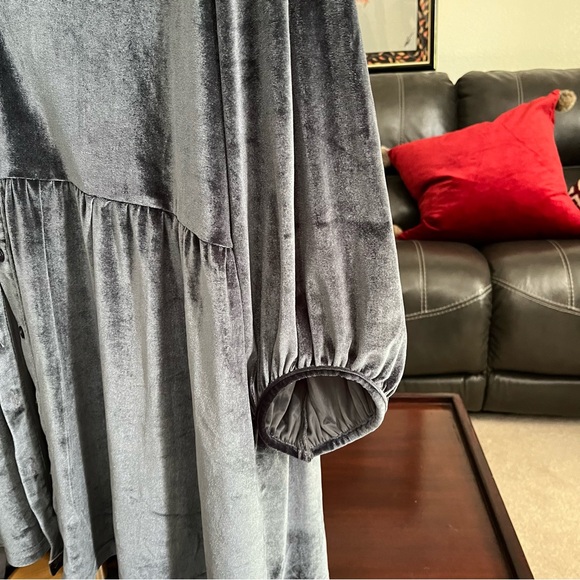 NWOT Comfy Purple Velvet Button down Blouse - Picture 3 of 5